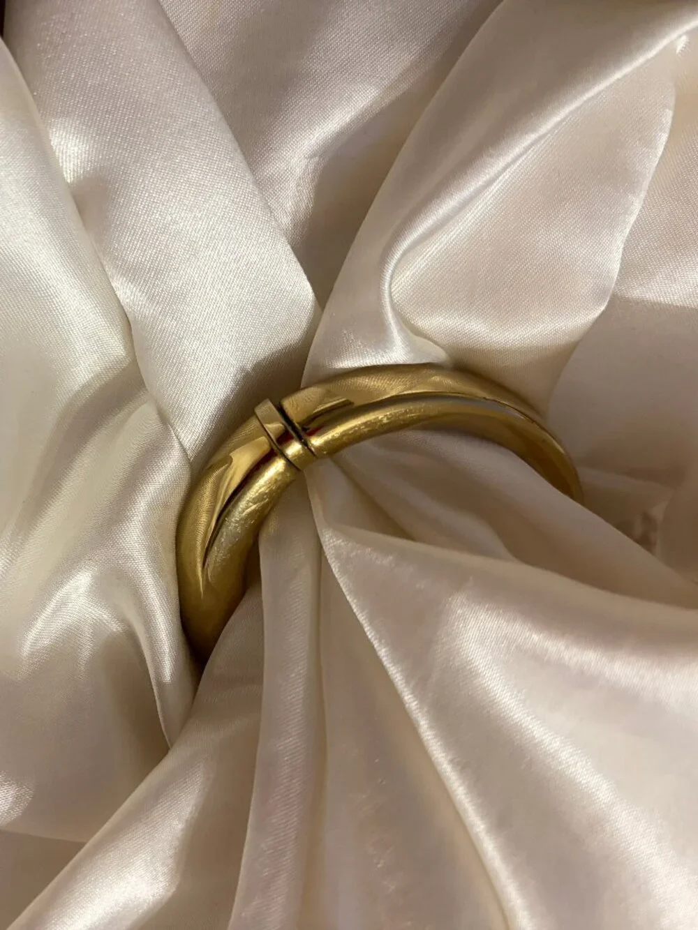 Michael Kors Hinged Oval Bracelet